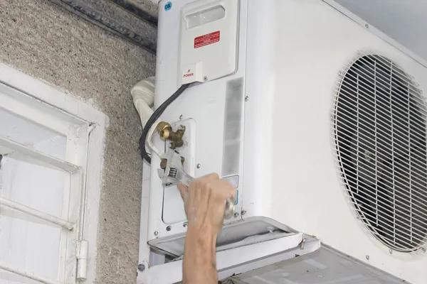 Book AC Repair Henderson for Fast Cooling System Repairs
